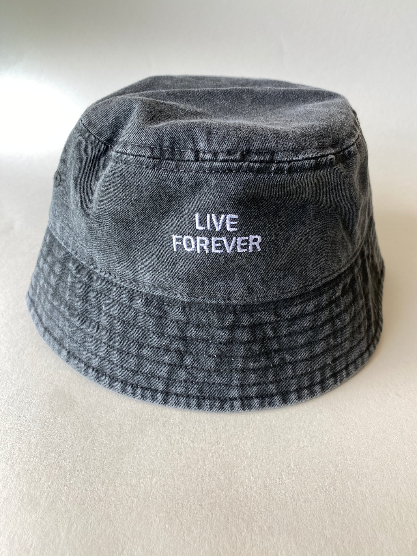 Live Forever Slogan Vintage Bucket Hat