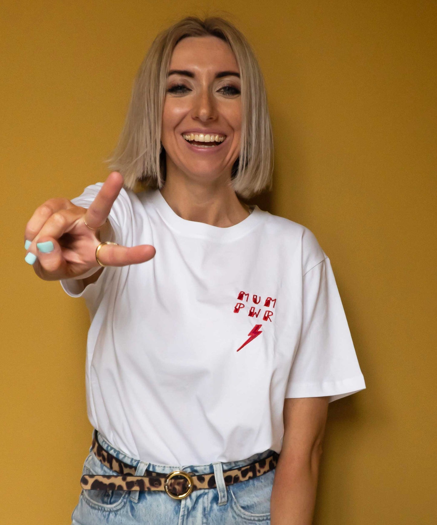 Embroidered Mum Pwr T-shirt