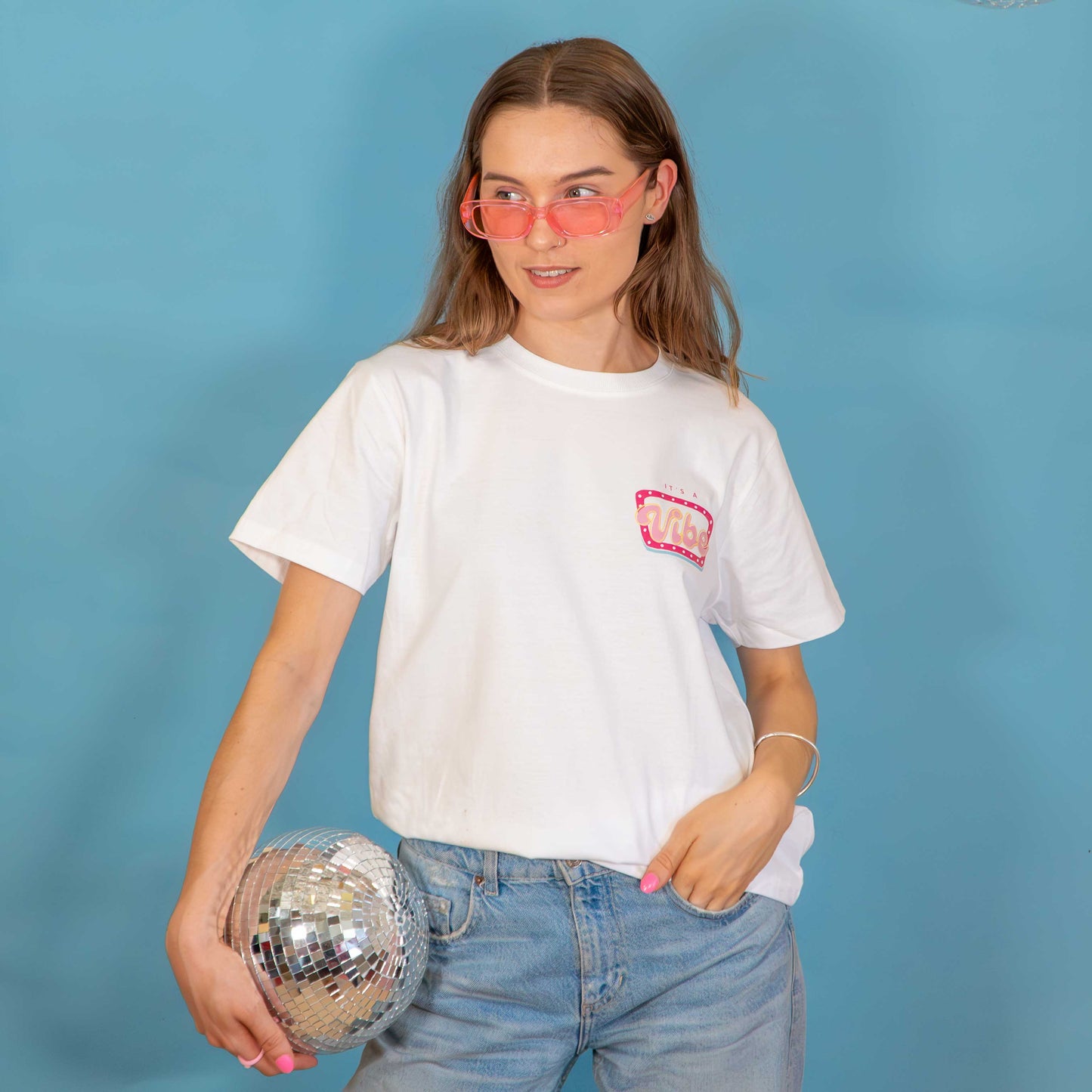 It's A Vibe Slogan T-Shirt