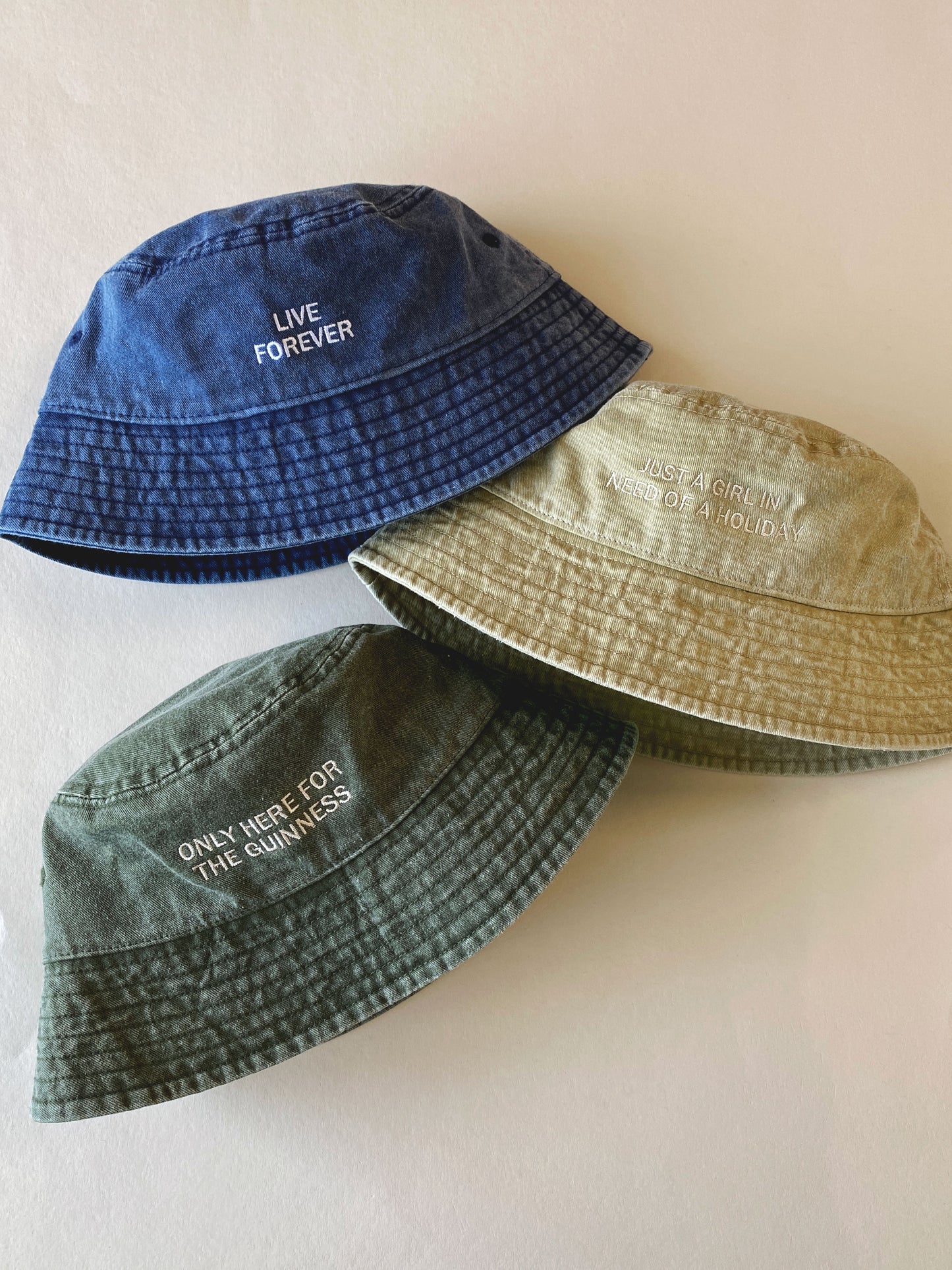 Live Forever Slogan Vintage Bucket Hat