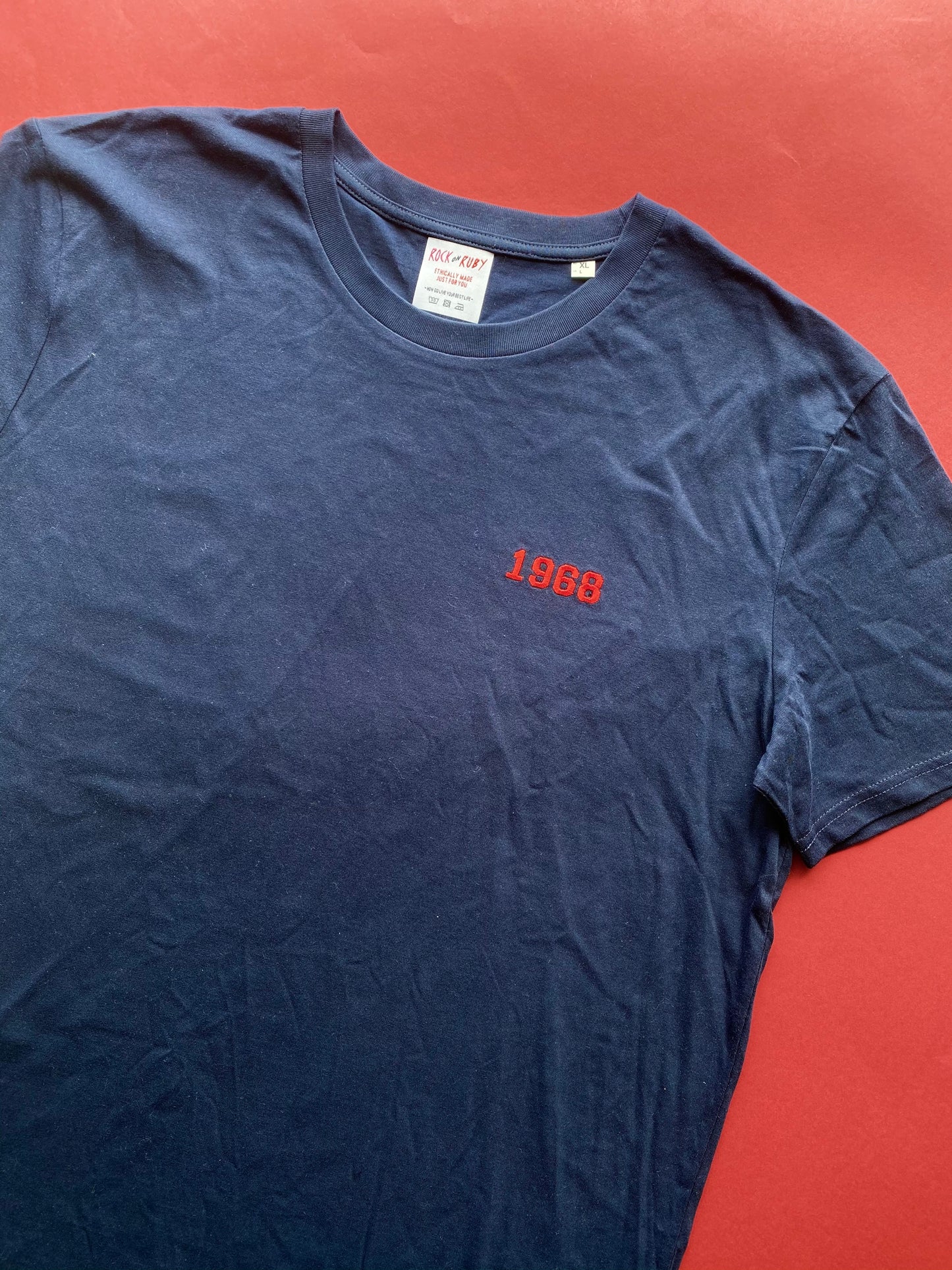 XL 1968 navy year t-shirt