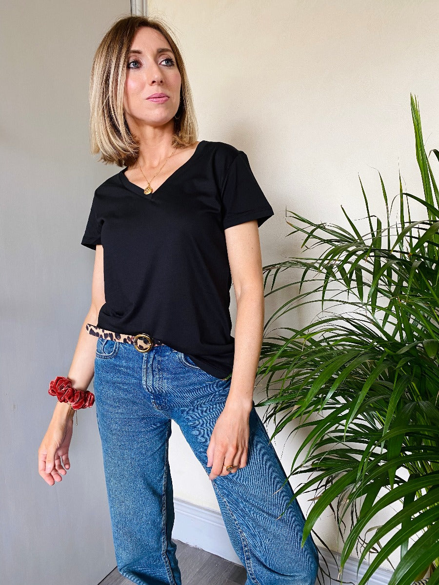 Basic Organic V Neck T shirt