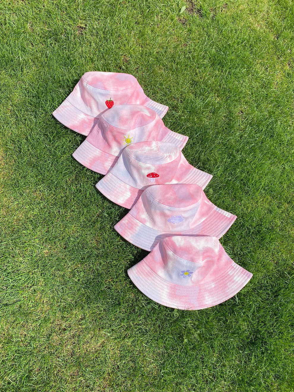 Embroidered Tie Dye Bucket Hat