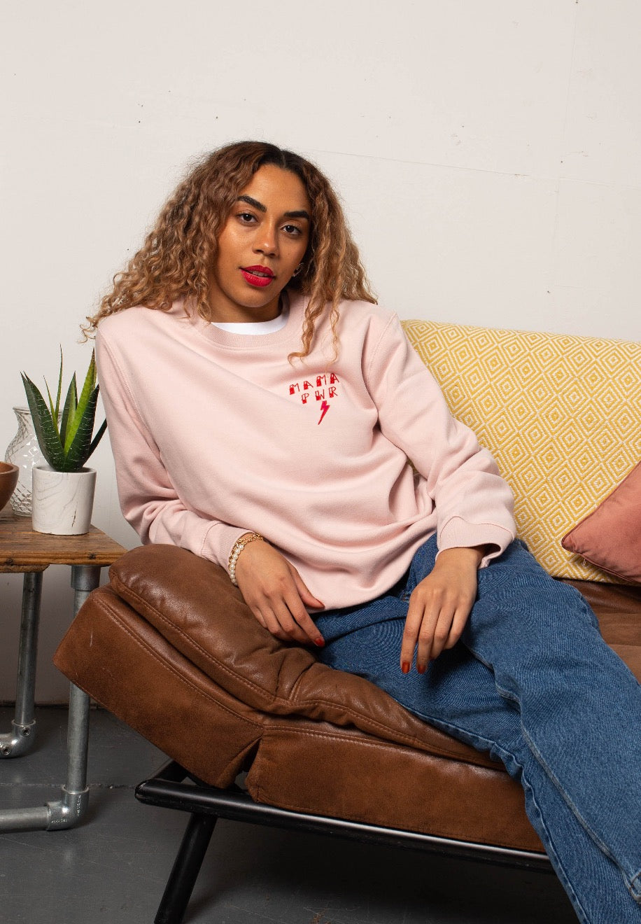 Embroidered Mama Pwr Sweatshirt