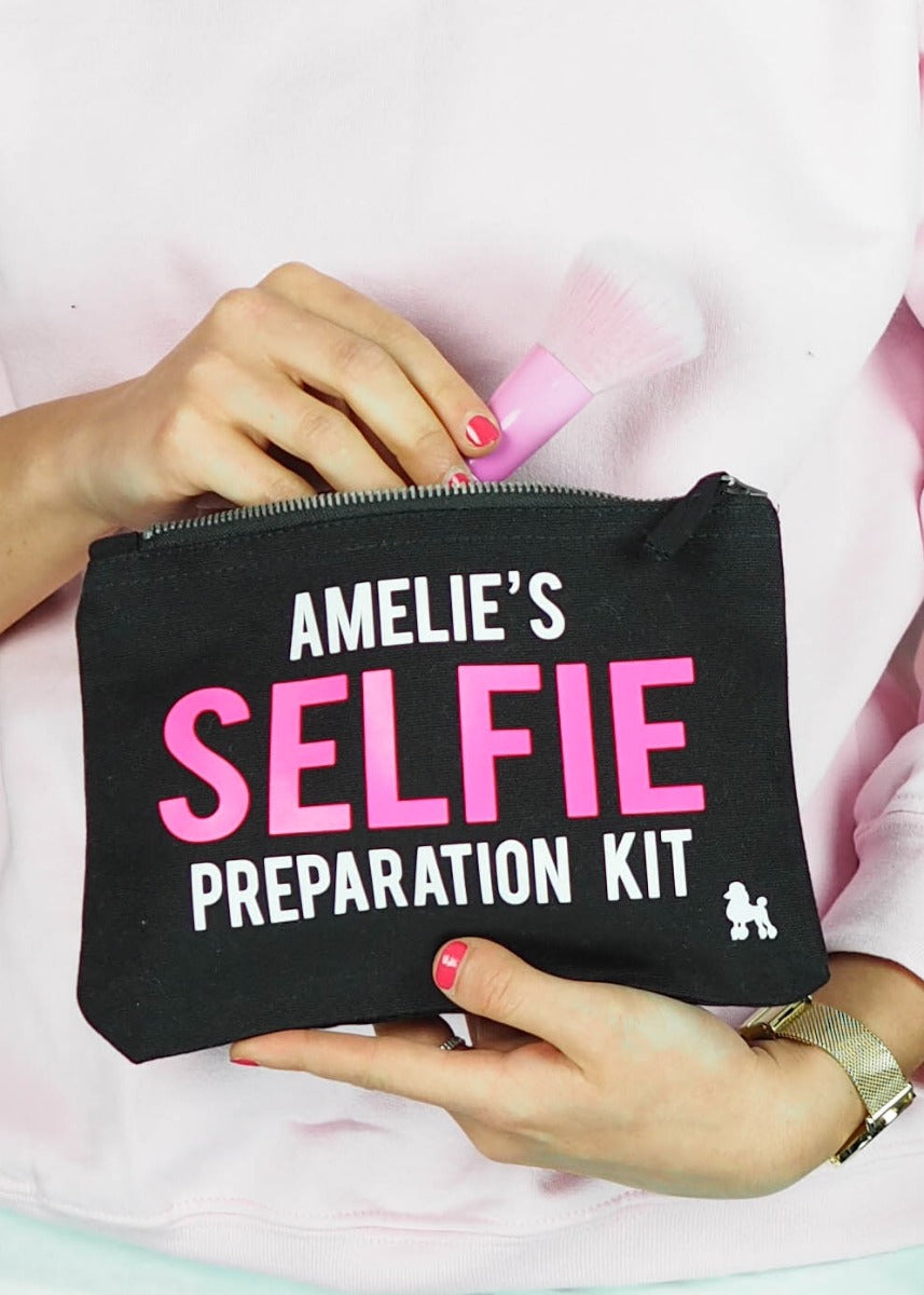 Contents Selfie Preparation Kit Make Up Bag