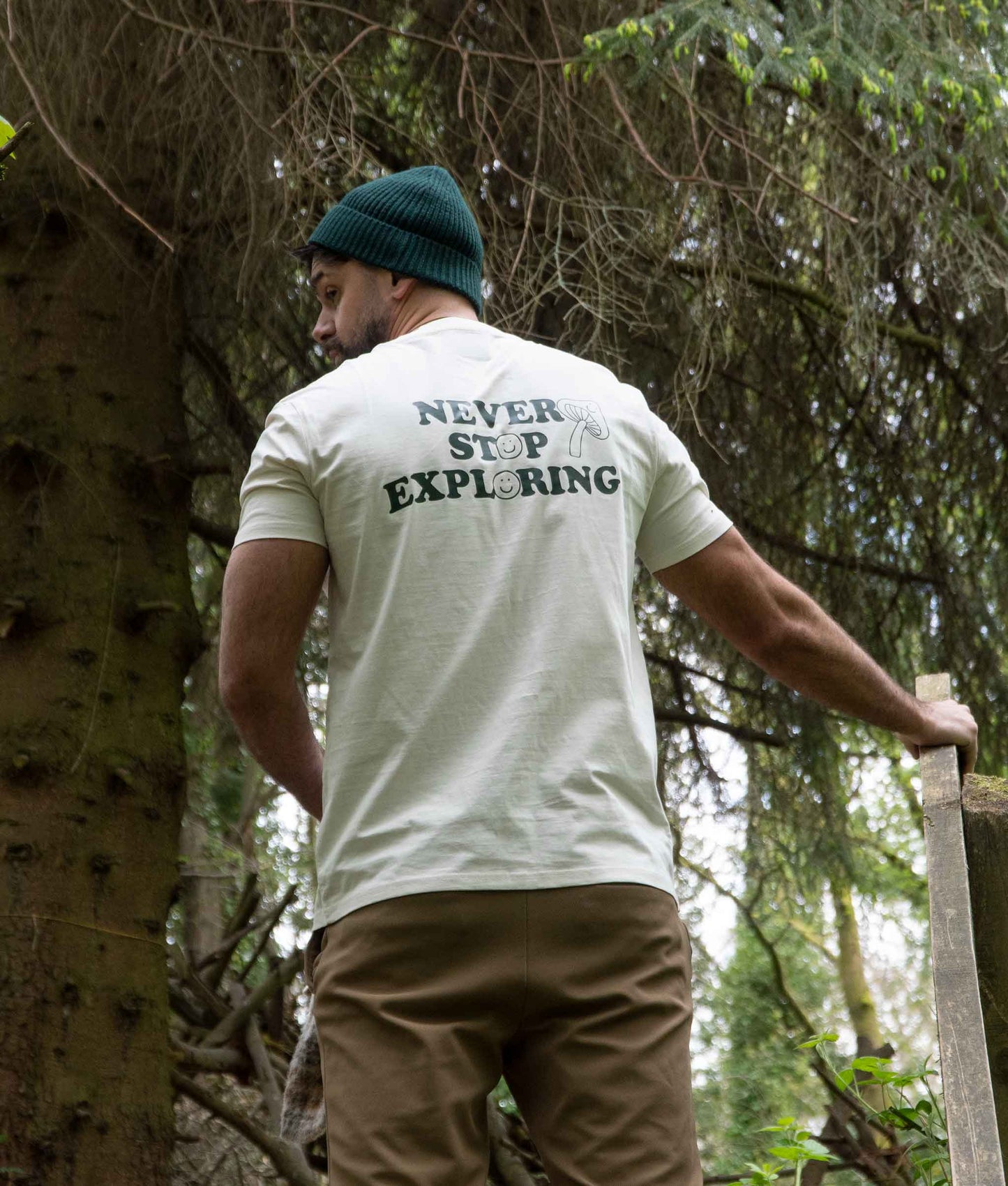 Never Stop Exploring Slogan T-shirt