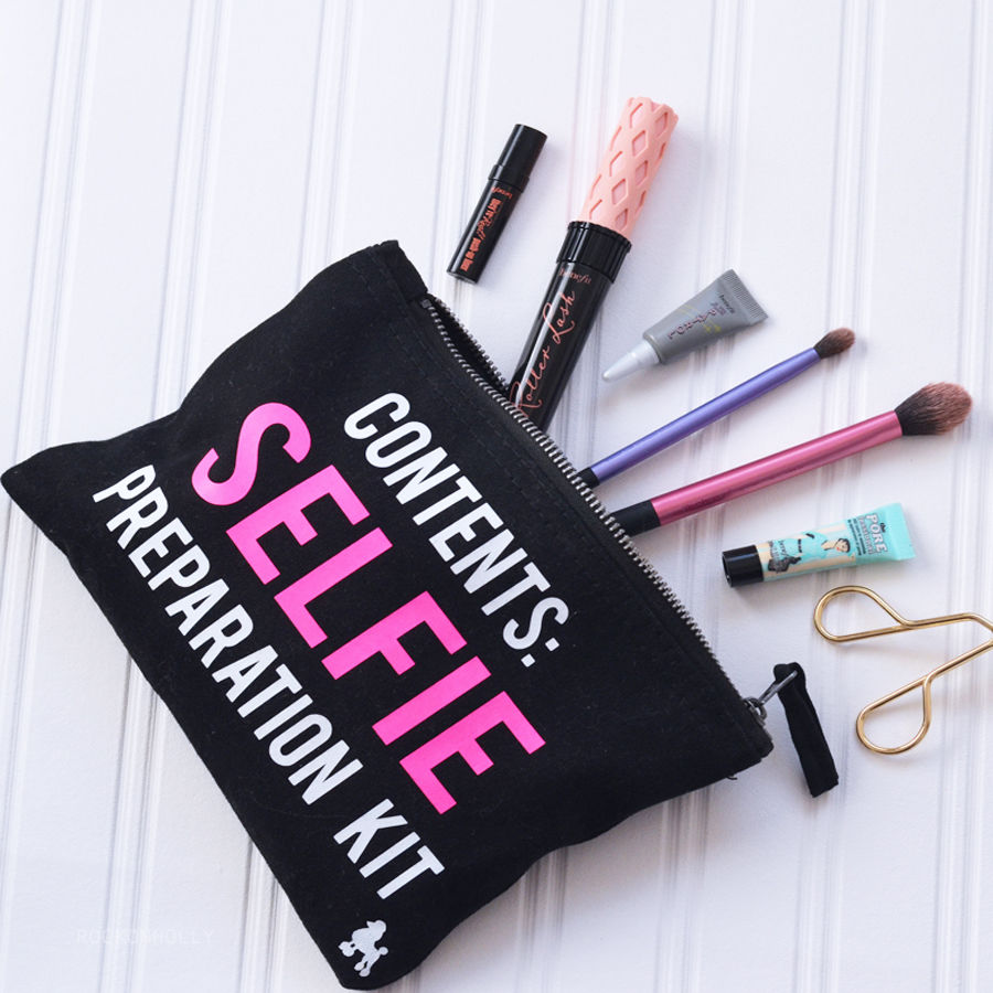 Contents Selfie Preparation Kit Make Up Bag