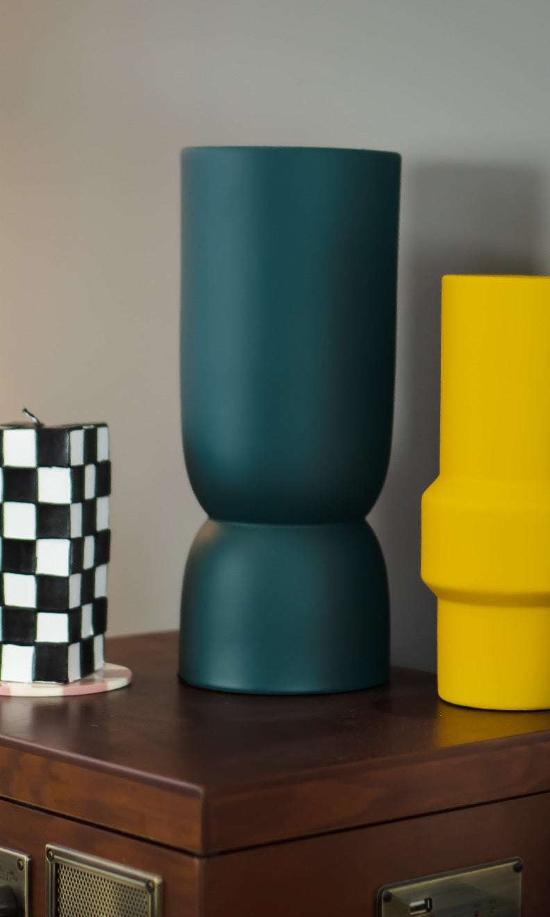 Modern Curved Flower Vase