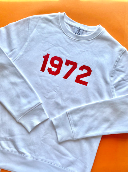 XS 1972 White year sweatshirt