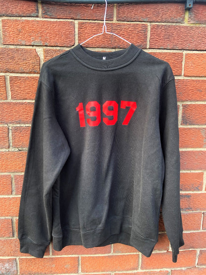 M Black Red 1997 Year Sweatshirt SALE